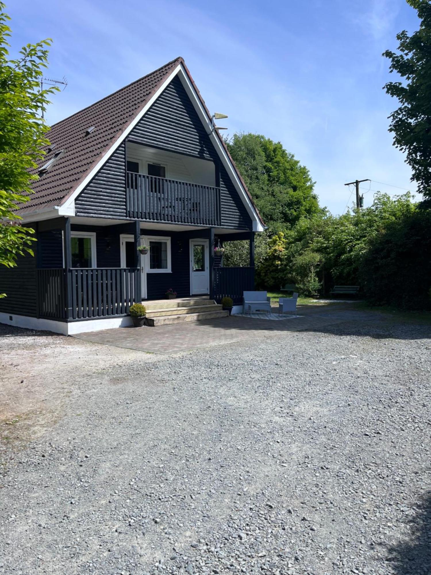 Cosy Lakeside Chalet With Option To Add Private Hot Tub Duneena Eksteriør billede